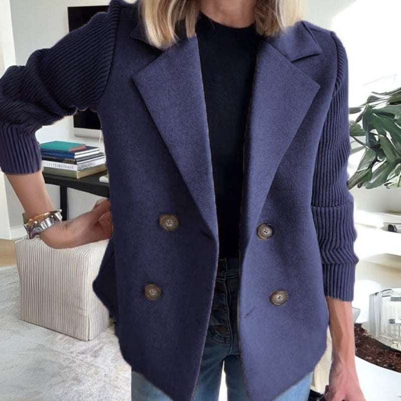 Viola - Lightweight Blazer in Structured Fabric