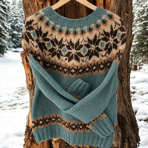 Wrenna – Warm sweater with classic winter details