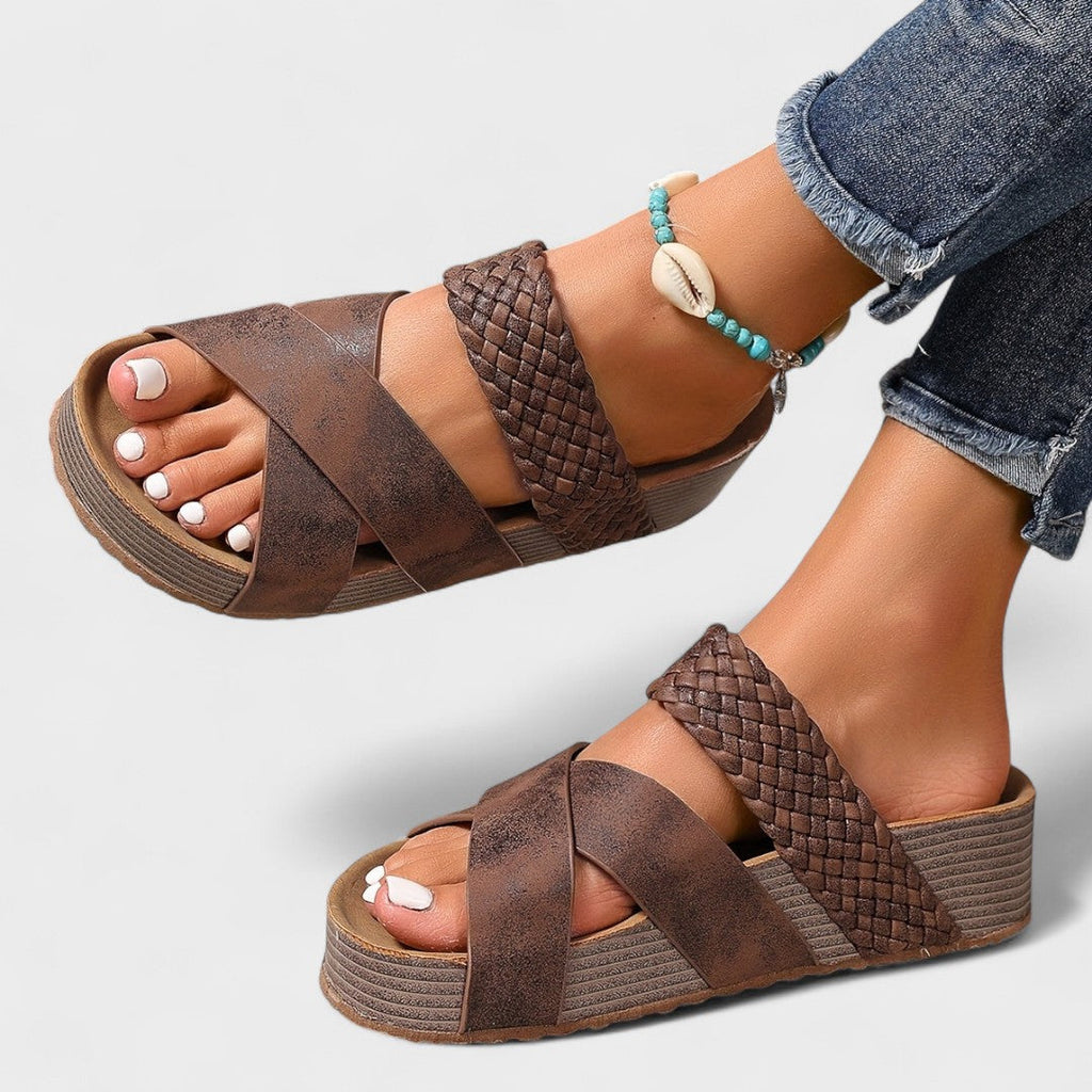 Laura | Modern Orthopedic Sandals